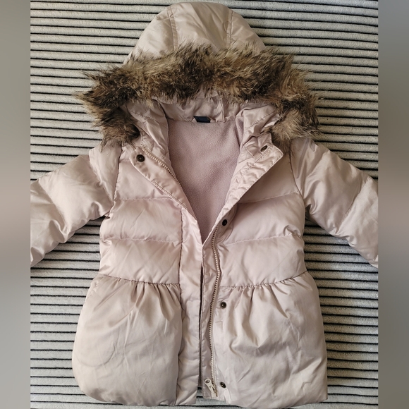Gap Girl Shiny Cream Peplum Puffer Coat  Size 4 Years - Picture 2 of 7